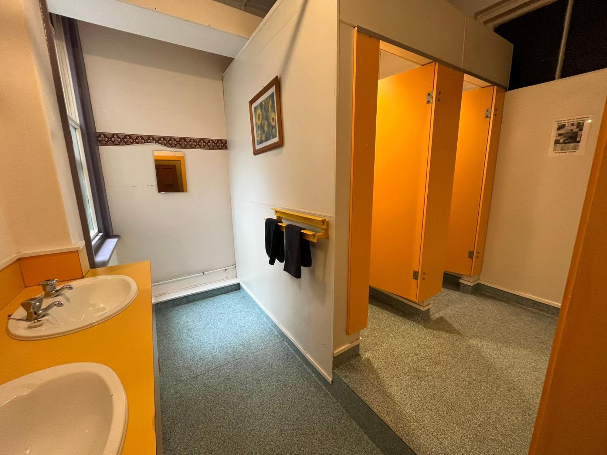 Chalet Backpackers Dunedin Exterior photo